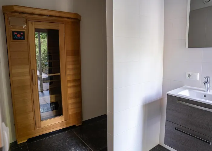 In Veluwe Near Speulderbos Forest Dom wakacyjny